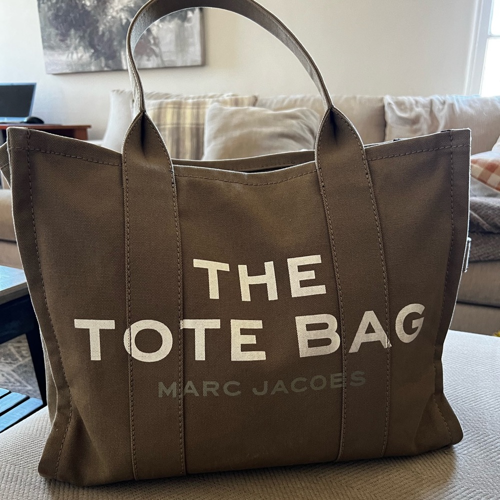 Marc Jacobs "The Tote Bag" in slate green - Like New